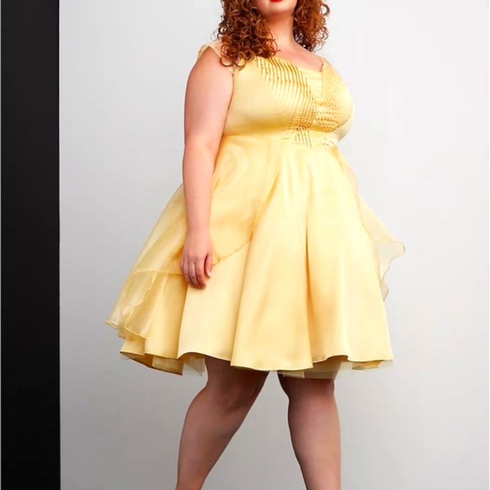 ❤️NWT TORRID PREMIUM PRINCESS BELLE BEAUTY AND THE BEAST COSPLAY DRESS PLUS SIZE